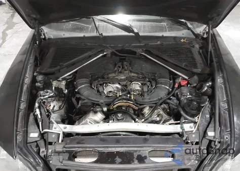 2012 BMW X5 xDrive50I z USA, uszkodzony, nr VIN 5UXZV8C56CL423519